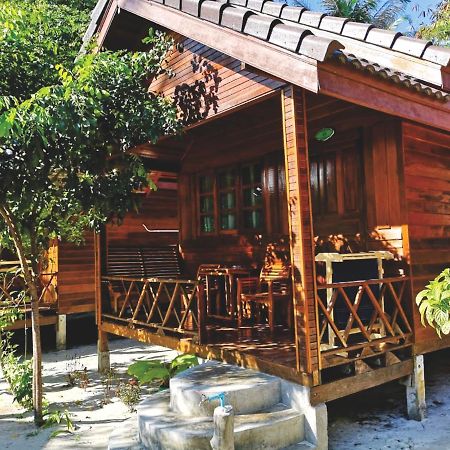 Chareena Beachside Koh Lipe Buitenkant foto